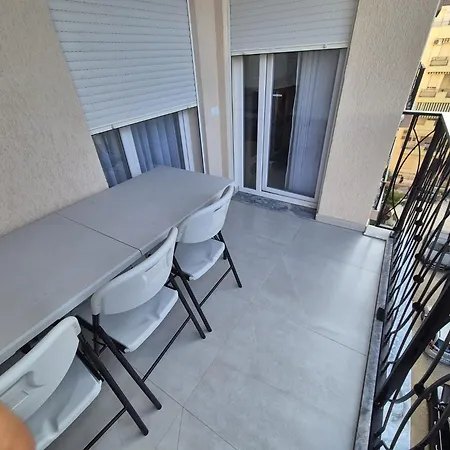 公寓 New Comfort *