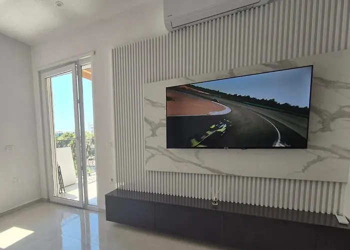 New Comfort Golem (Tirana)